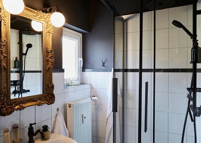 Little Wizard Apartment Hamburg - Bis 4 Personen - 44 Qm - Kueche - Smart Tv - Kostenloser Parkplatz